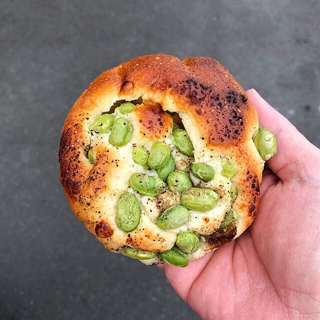 Edamame and Cheese Bread
