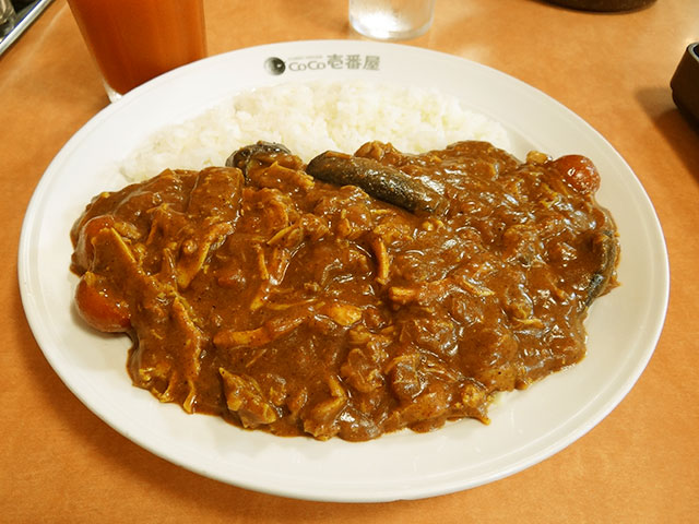 Chicken and Summer Vegetables Curry with Various Toppings