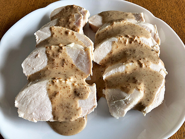 Steamed Chicken with Sesame Sauce