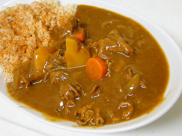 Homemade Low Fat Beef Curry with Sprouted Brown Rice