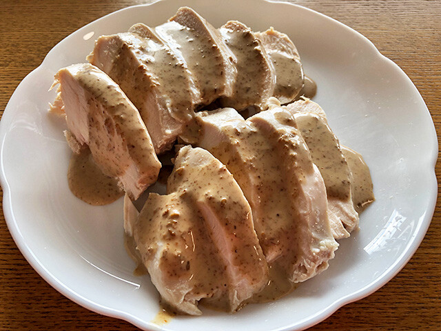 Steamed Chicken with Sesame Sauce