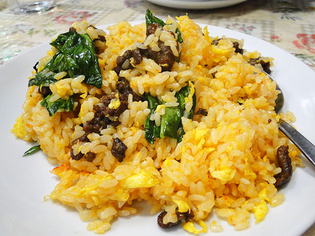 Fried Rice with Beef and Garlic