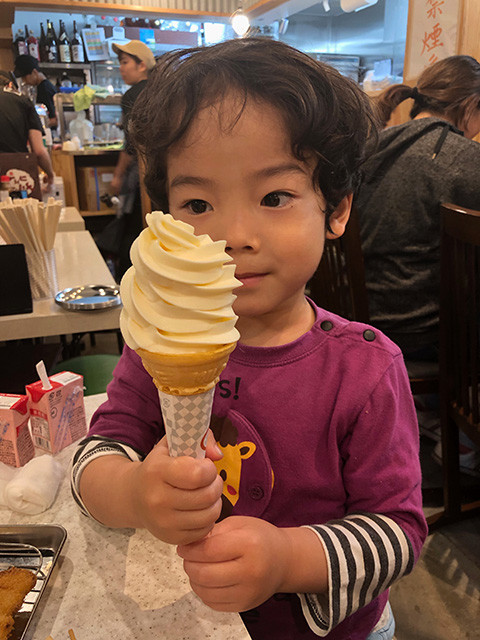 Kenshiro with Ice Cream