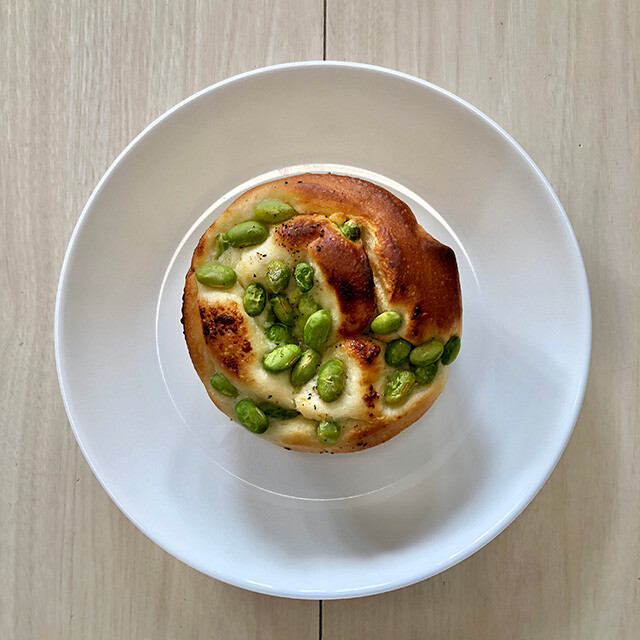 Edamame and Cheese Bread