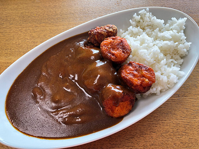 Beef Curry LEE x20 and Kara-age Kun Fried Chicken Nuggets