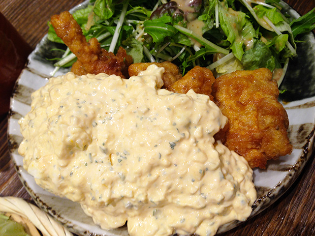 Fried Chicken with Vinegar and Tartar Sauce