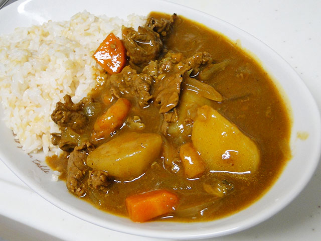 Homemade Seafood Beef Curry with Sprouted Brown Rice