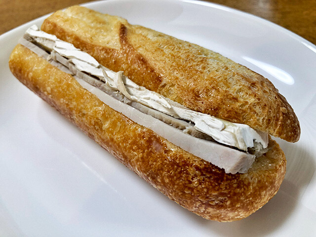 Homemade Ham and Brie Baguette Sandwich