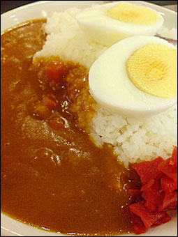 Petit Curry with Hard-Boiled Egg