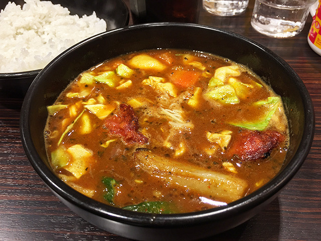 Vegetable Curry Soup with Tandoori-Flavored Chicken