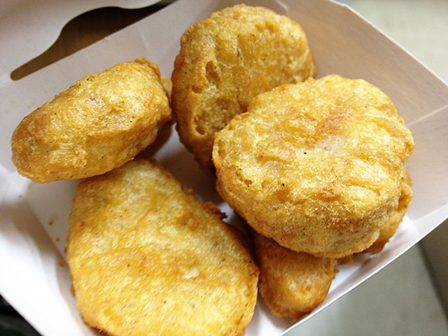 CHICKEN McNUGGETS