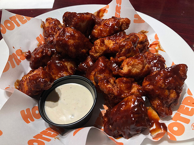 BONELESS WINGS