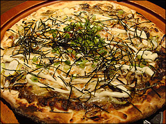 照焼チキンの和風ピッツァ