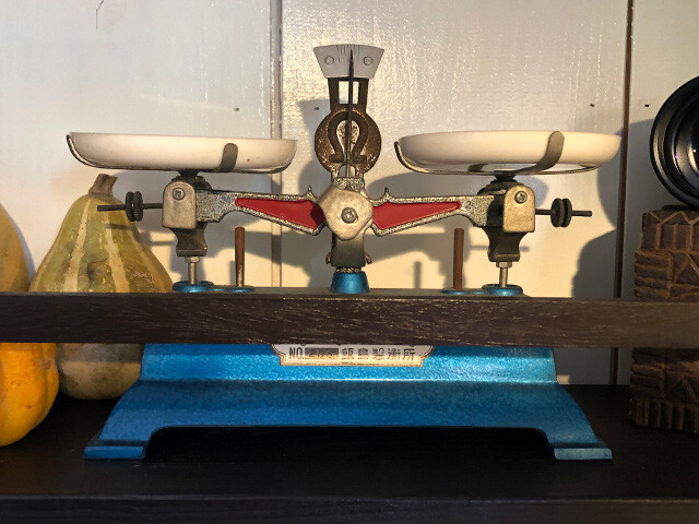 Top-Pan Balance