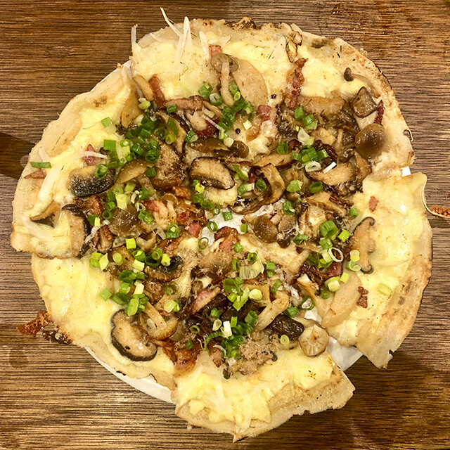 Japanese Pizza with Rich Mushrooms
