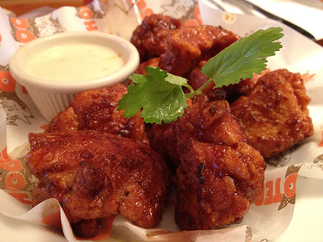 Boneless Wings with Daytona Sauce