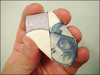 �����Х����