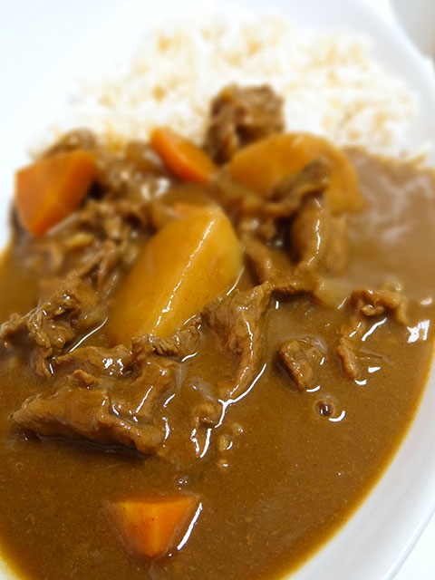 Homemade Low Fat Beef Curry with Sprouted Brown Rice