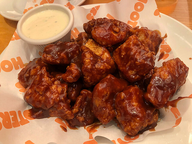 BONELESS WINGS