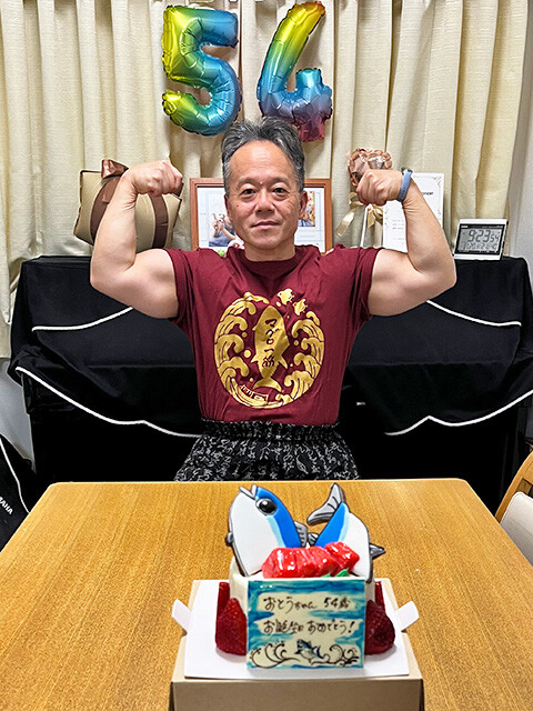 Dr. MaCHO and Tuna Cake