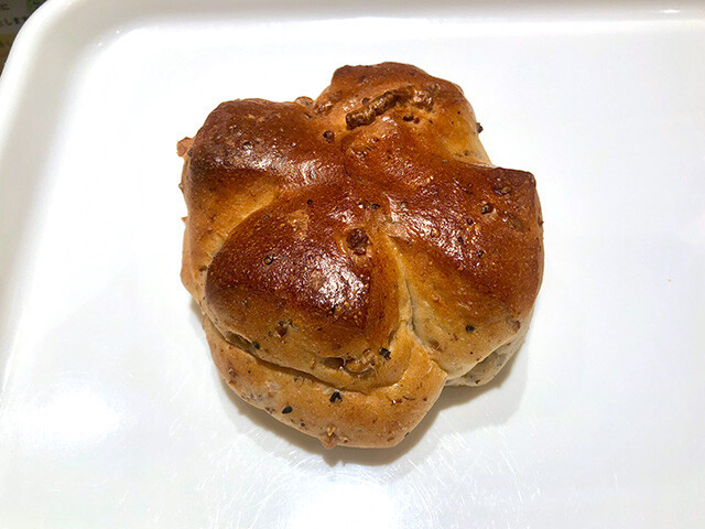 17-Grain Walnut Bread