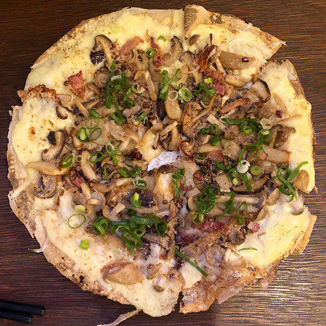 Japanese Pizza with Rich Mushrooms