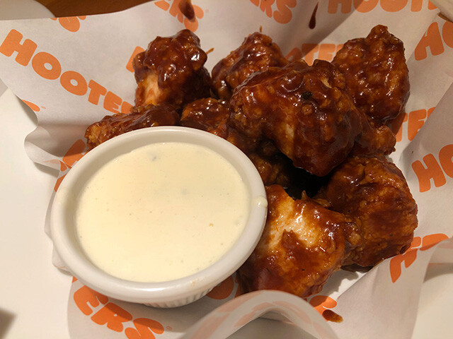 BONELESS WINGS