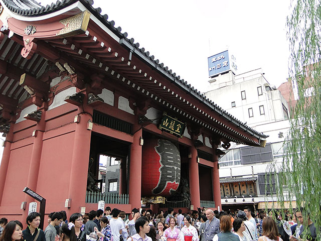 Kaminarimon Gate