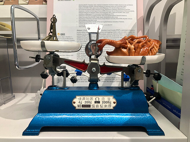 Top-Pan Balance