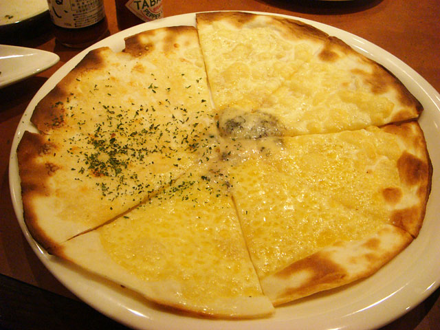 Pizza Four Kinds of Cheese