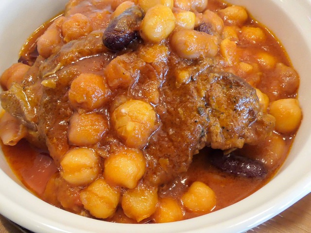 ポークリブロースと豆のトマト煮込み 2_edit