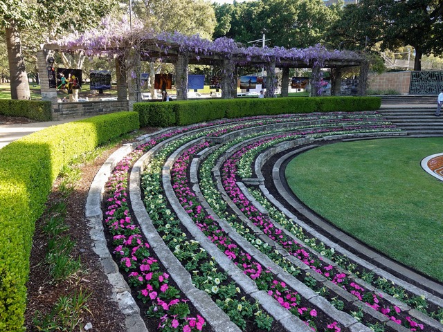 Sandringham Gardens 1_edit