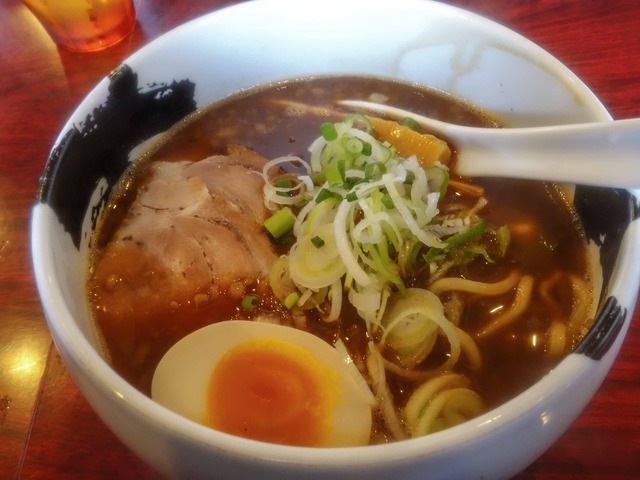 特製醤油ら~麺 1_edit