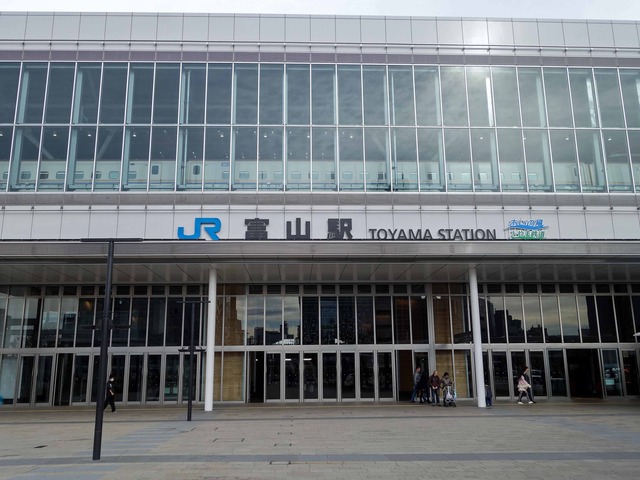 JR 富山駅前 5_edit