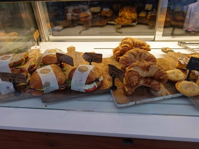 Gregory's Bread 2_edit