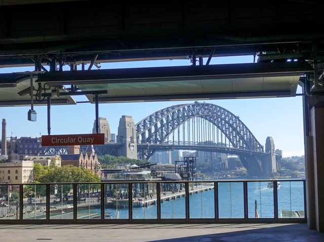 Circular Quay 駅 5_edit