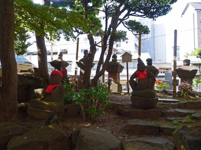 小山田平太夫の墓_edit