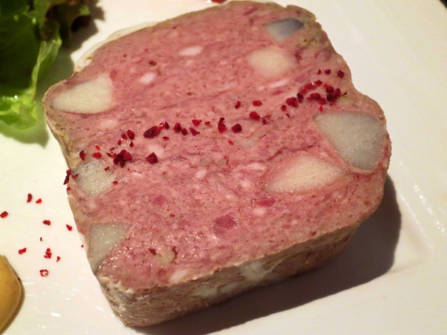燻製サトイモ入り有機牛のテリーヌ 味噌風味 2_edit