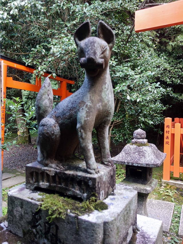 稲荷社の狛狐_edit