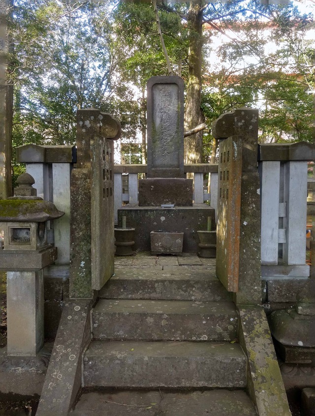 松平幾千子の墓 1_edit