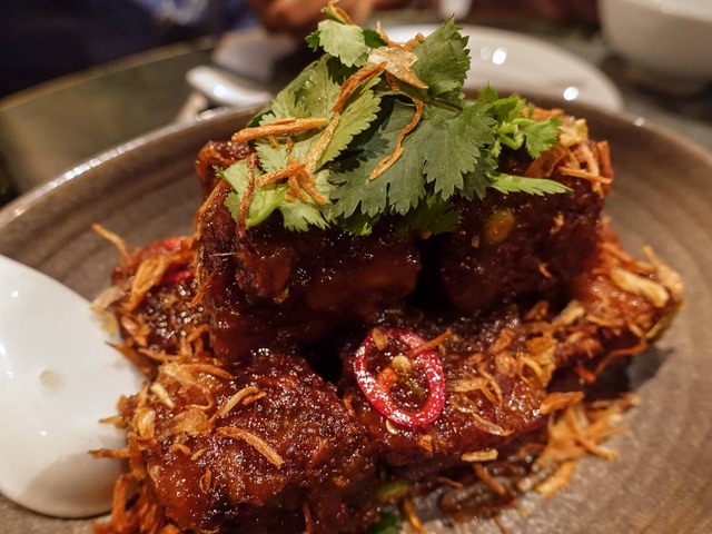 Sweet and sour crispy pork hock 2_edit