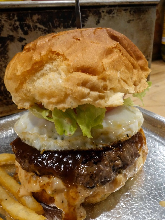 スパイシーてりたまバーガー 1_edit
