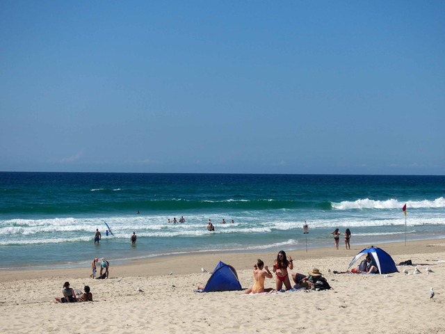 Surfers Paradise Beach 22_edit