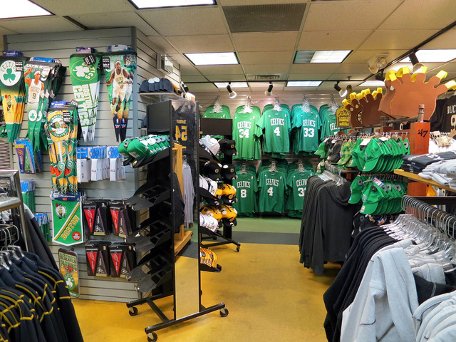 PRO SHOP 店内_edit