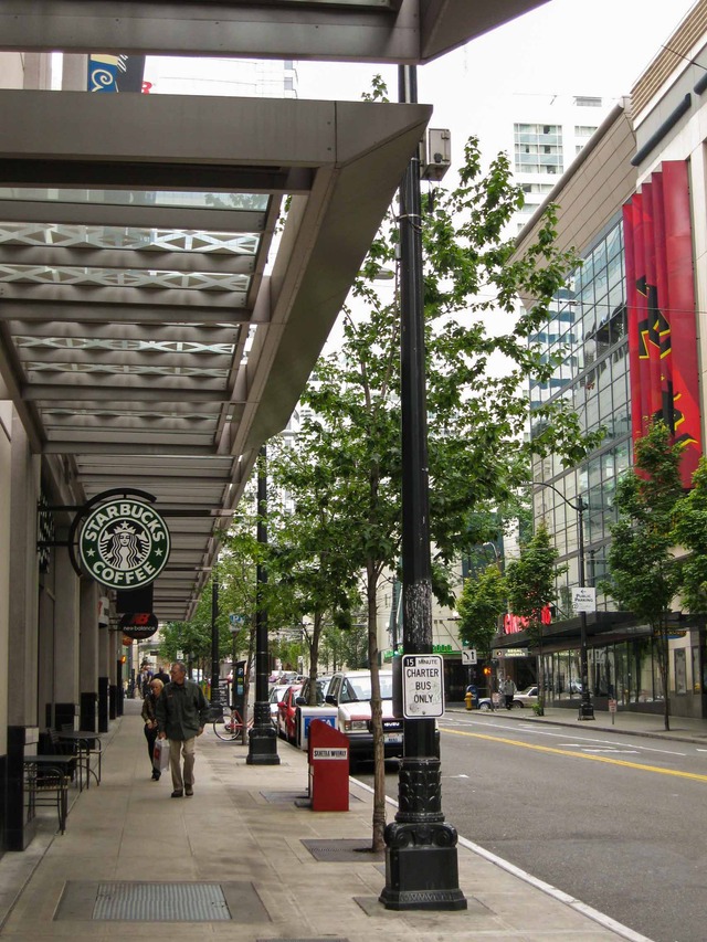 STARBUCKS_Grand Hyatt 2_edit