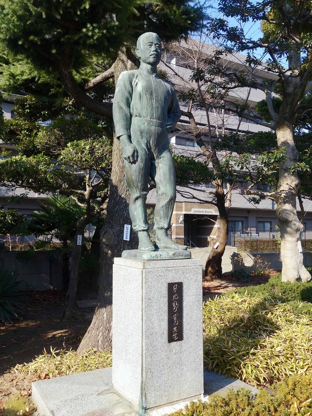 日比野寛先生像_edit