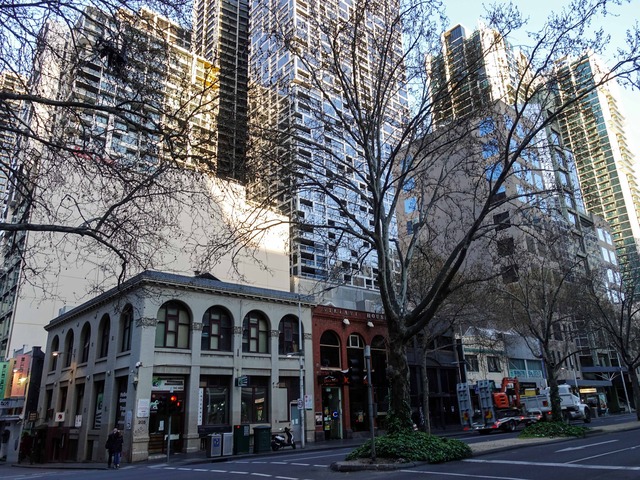 Little Bourke St と King St の交差点 8_edit
