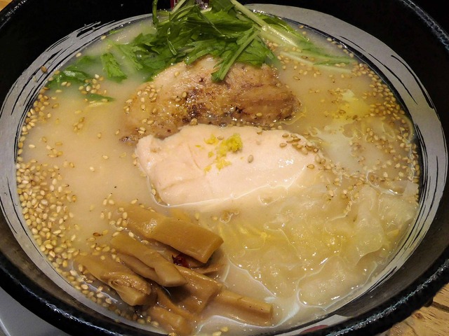 RYUS鶏白湯ラーメン 3_edit
