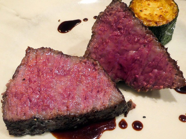 和牛の炭火焼き 5_edit