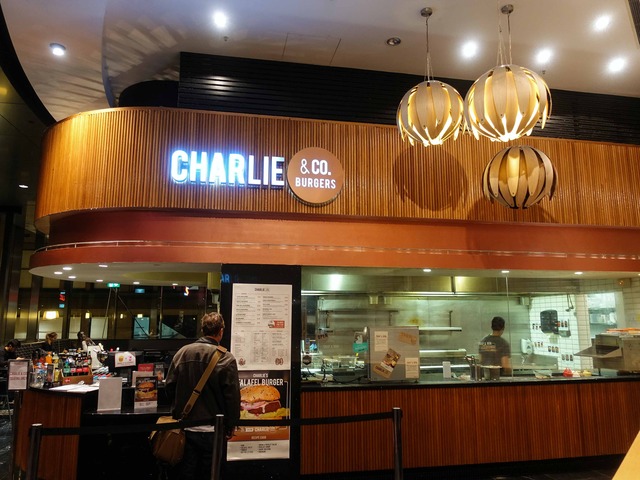 Charlie & Co Burgers 2_edit